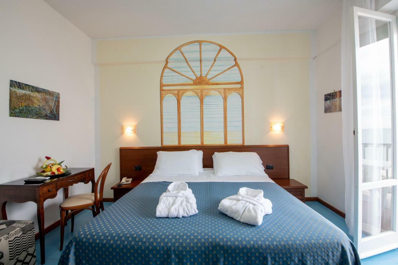סן בנדטו דל טרנטו Grand Hotel Excelsior מראה חיצוני תמונה