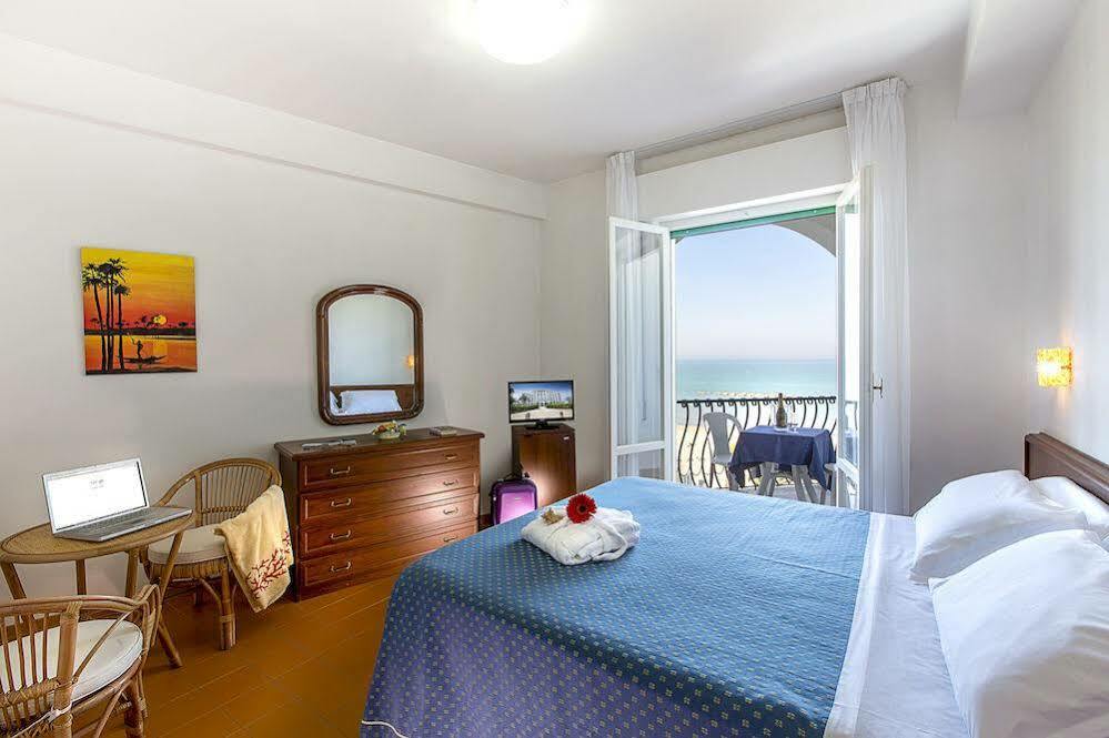 סן בנדטו דל טרנטו Grand Hotel Excelsior מראה חיצוני תמונה